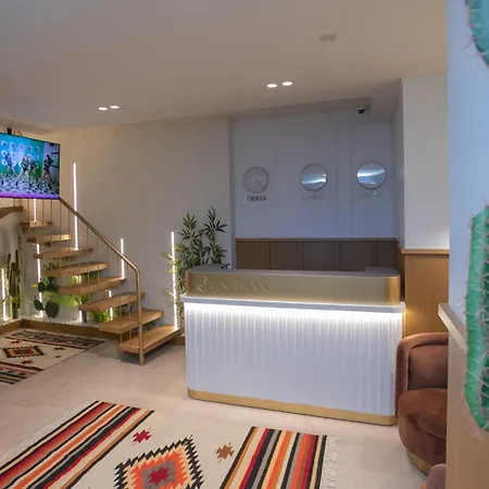 Central Inn Hotel Otel