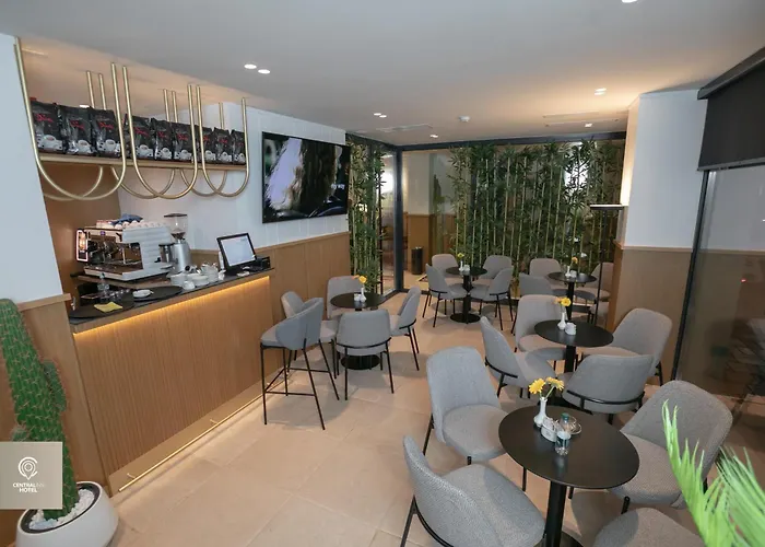 Central Inn Hotel Otel Tiran