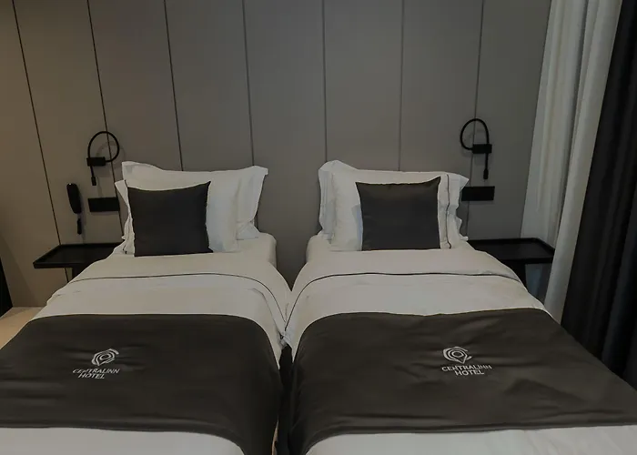 Otel Central Inn Hotel 4*