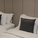 Central Inn Hotel 4*