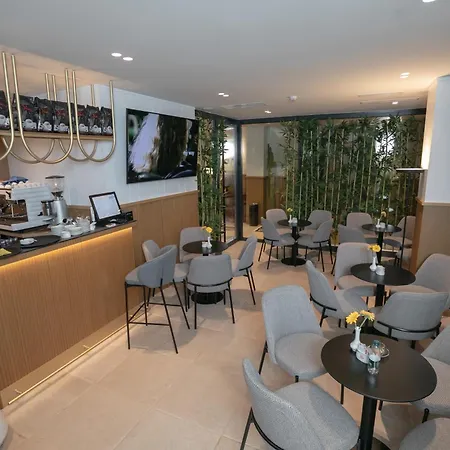 Central Inn Hotel Ξενοδοχείο Τίρανα