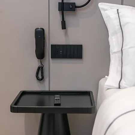 Central Inn Hotel Ξενοδοχείο 4*
