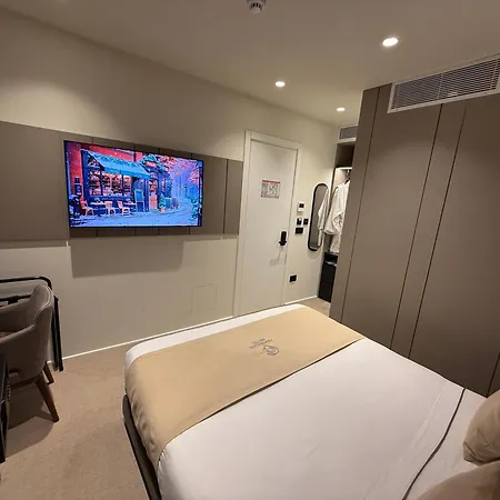 酒店 Central Inn Hotel 地拉那