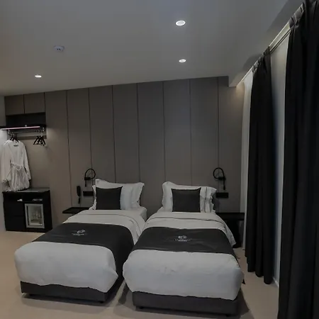 Hotel Central Inn Hotel Tirana