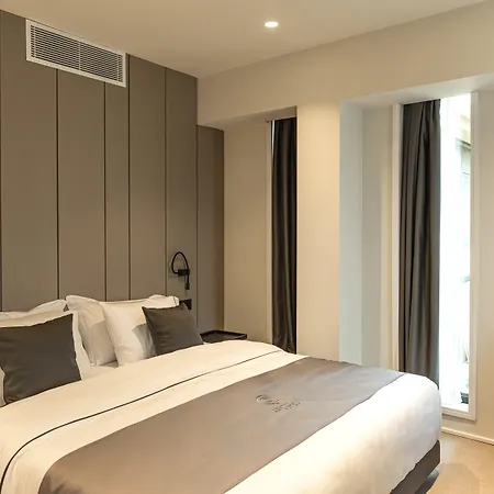 Central Inn Hotel Τίρανα