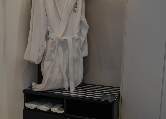 Central Inn Hotel Hotel 4*