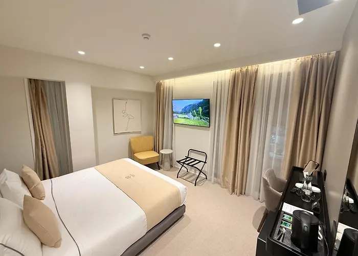 Central Inn Hotel 酒店 4*