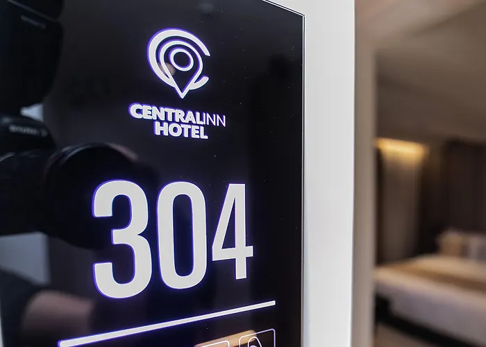 Central Inn Hotel 酒店 4*